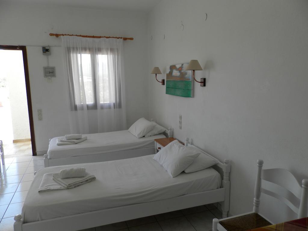 Aparthotel Aeolos 2*
