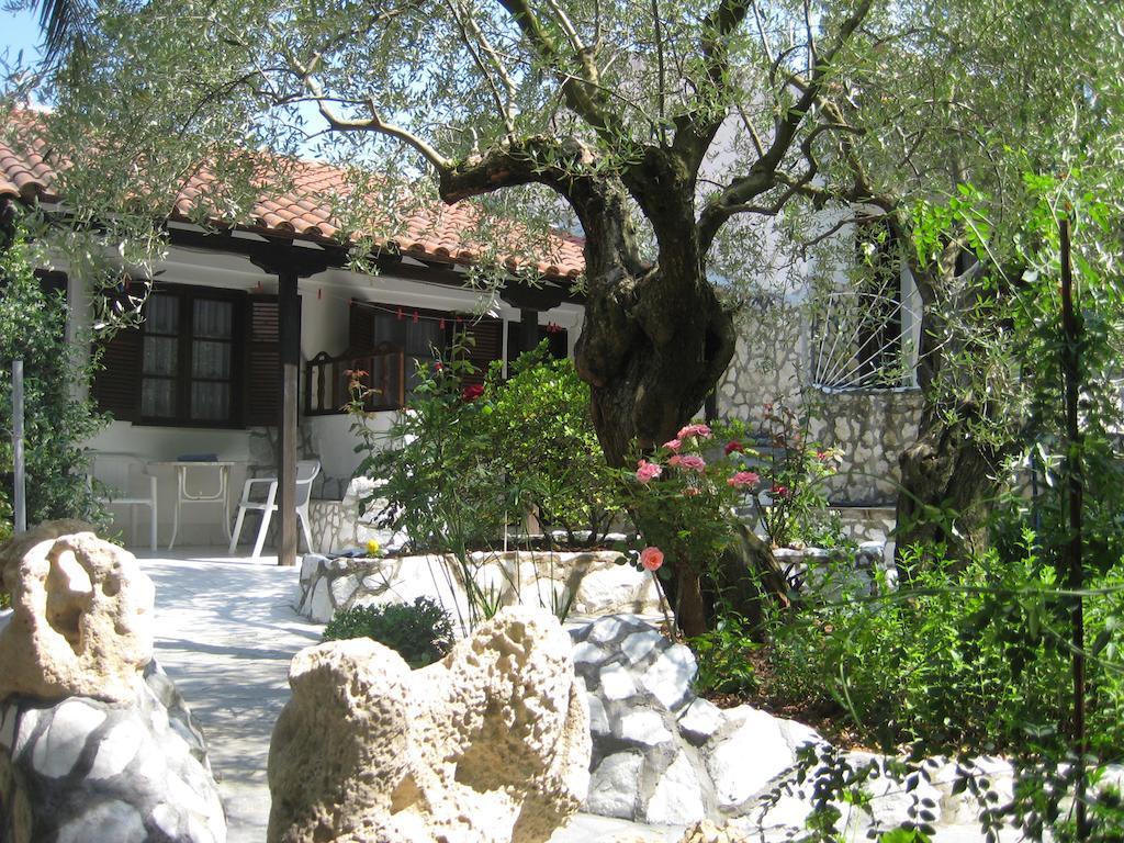 La Mirage Apartment Nea Fokea