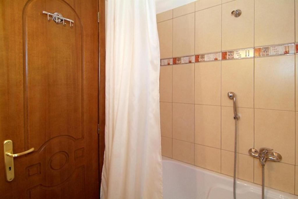 Varonos Hotel Delphi