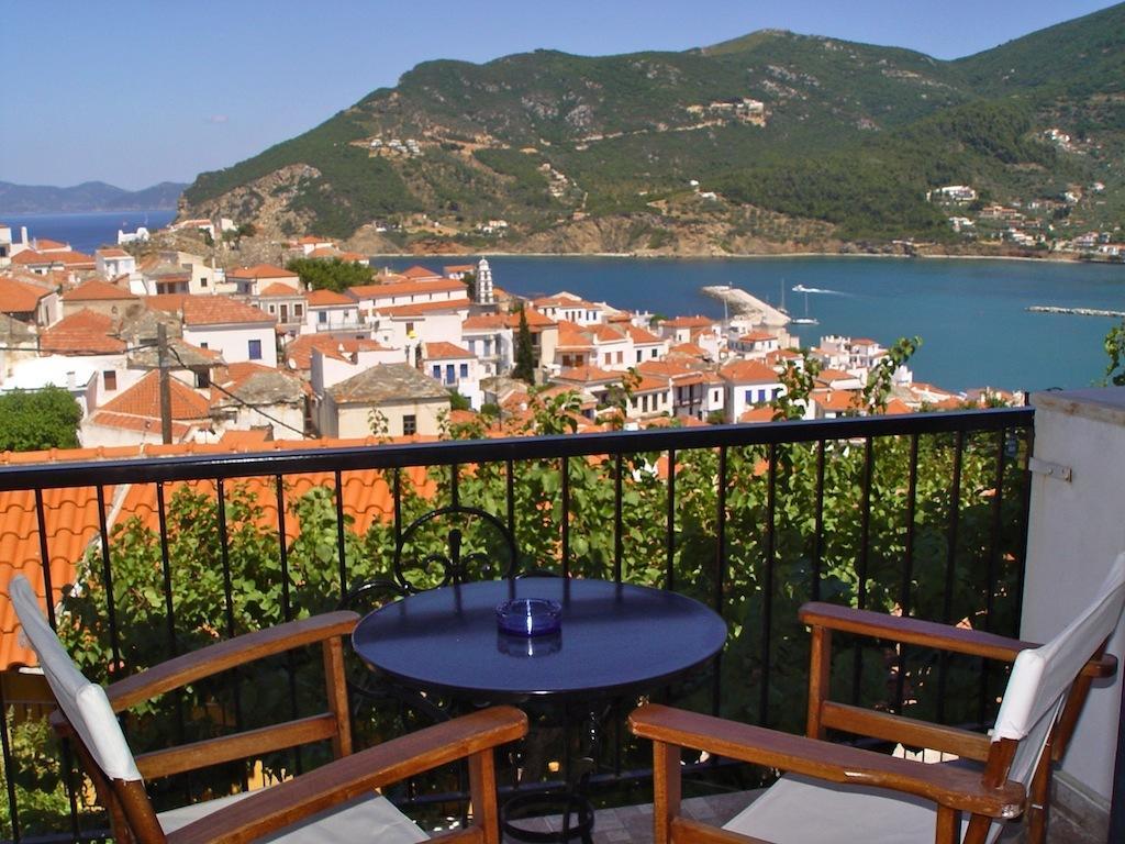 Anatoli Apartment *