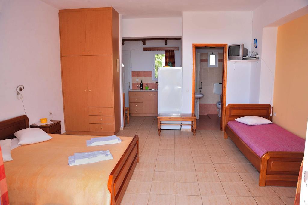 Anemoni Apartment *