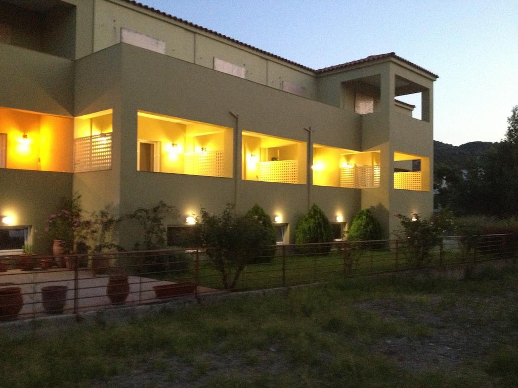 Vassilis Apartment