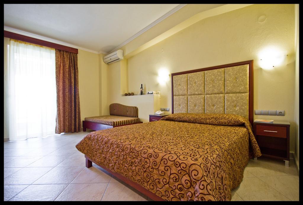 Hotel Sarti Beach Sarti