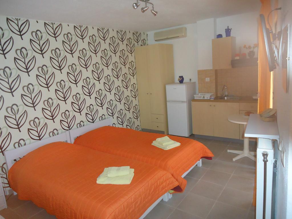 Meltemi Apartment *