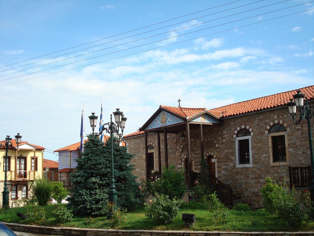 Oikia Alexandrou Traditional