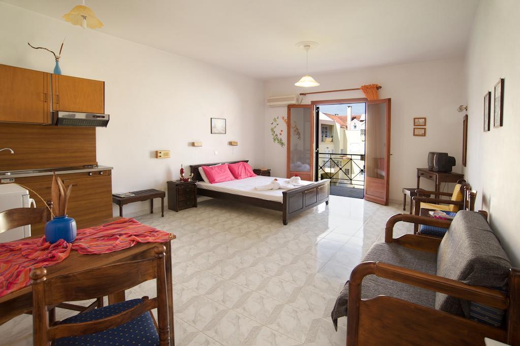 Aparthotel Thodora