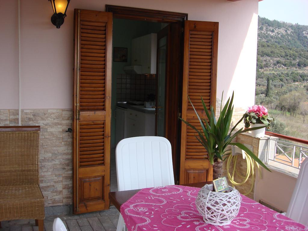 Apartment Melina 1 Koinira