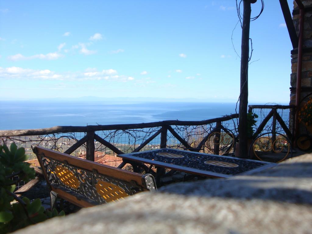 Guest house Oneiro