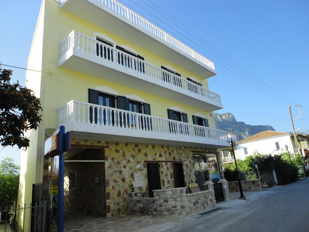 Aparthotel Suites Diakopto *