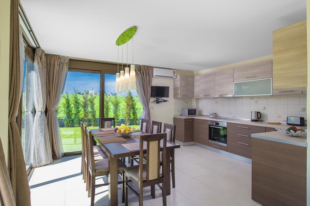Villa Lemon House