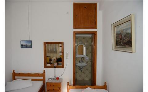 Guest house Iriana Loutra (Kythnos)
