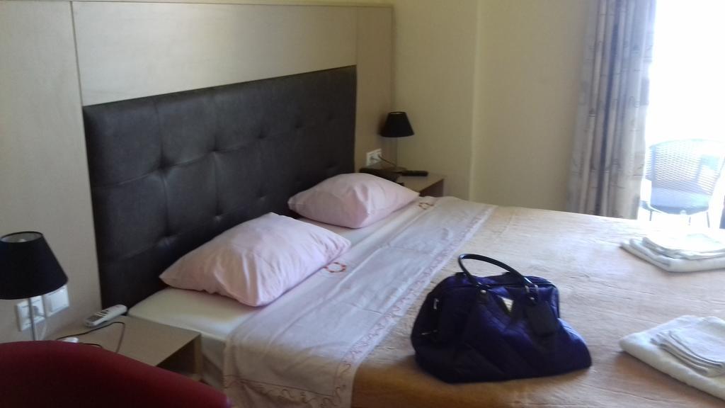 Hotel Parthenon Souda