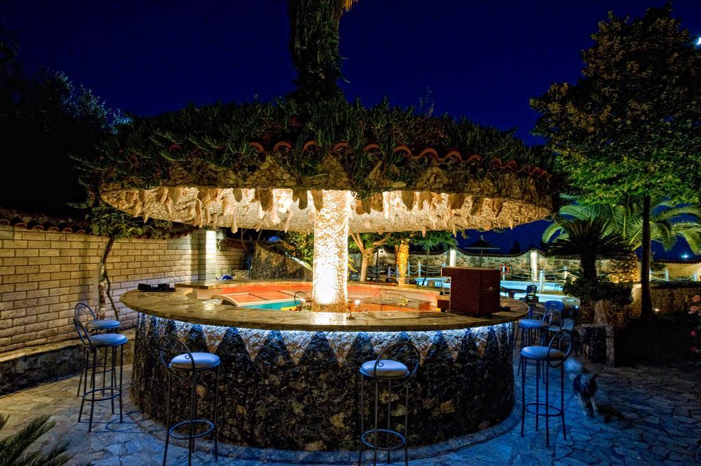 Nepheli Hotel Kastrosikia