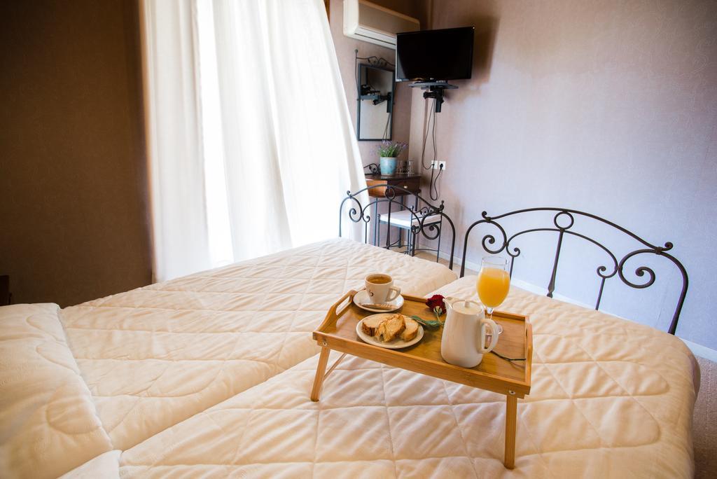Nepheli Hotel
