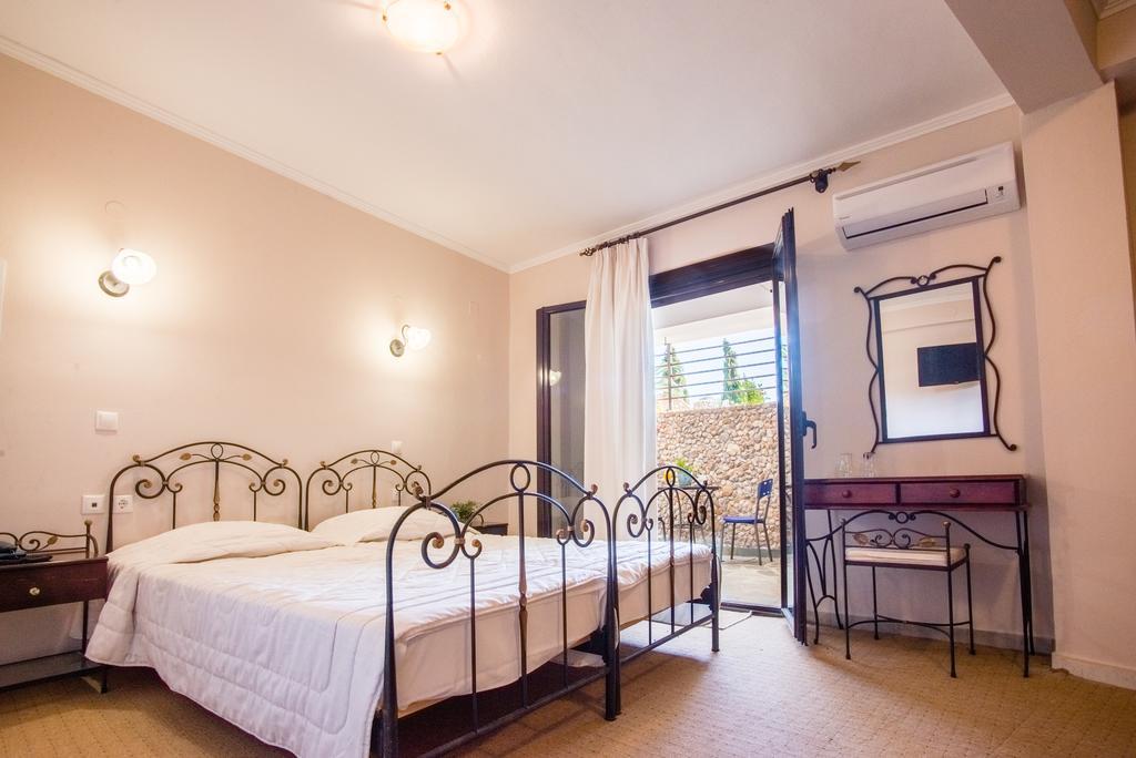 Nepheli Hotel Kastrosikia
