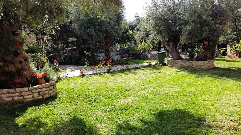 Aparthotel Philippos