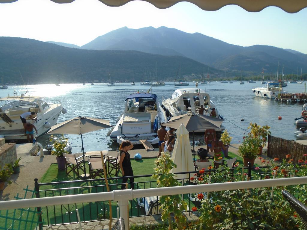 Stella 's Sea Front