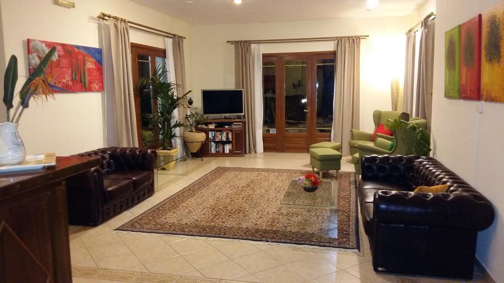 Aparthotel Philippos 2*