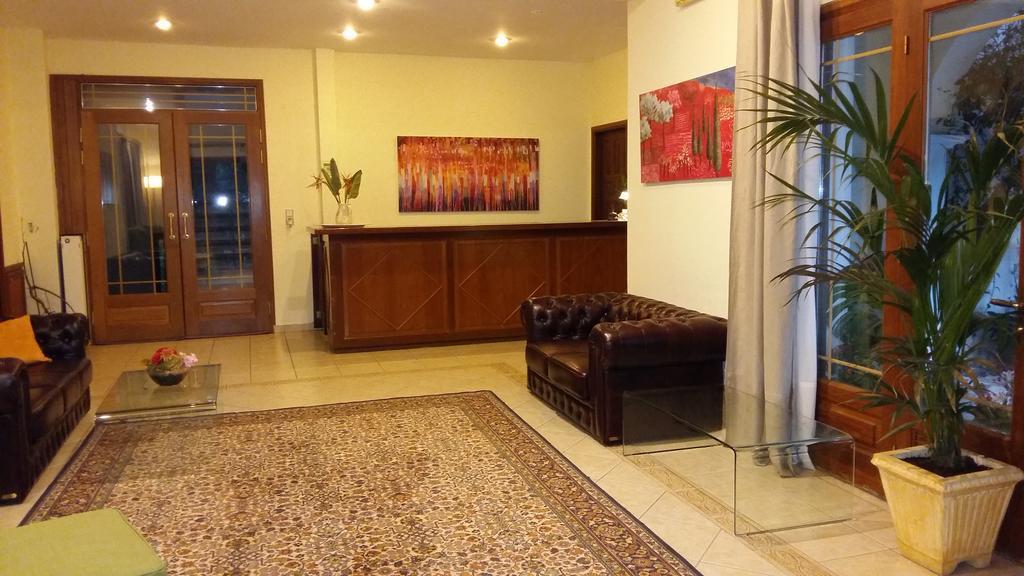 Aparthotel Philippos 2*