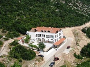 Aparthotel Travlos 3*