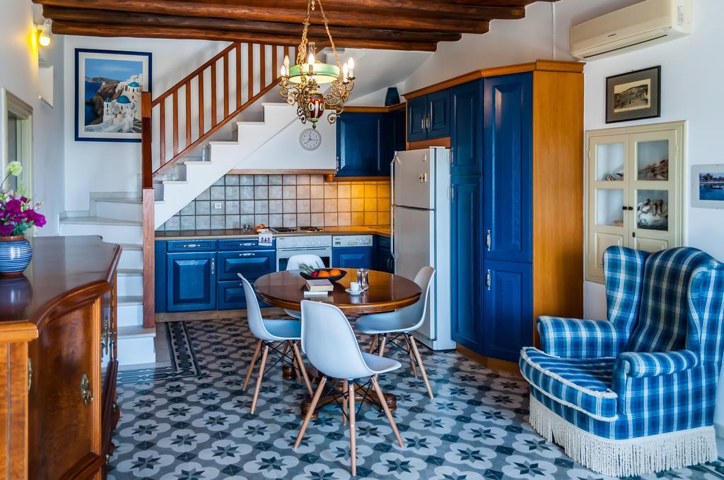 Nearchos House
