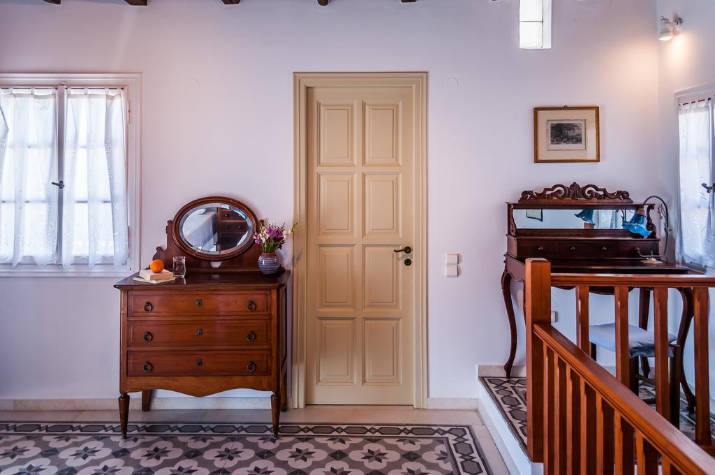 Nearchos House