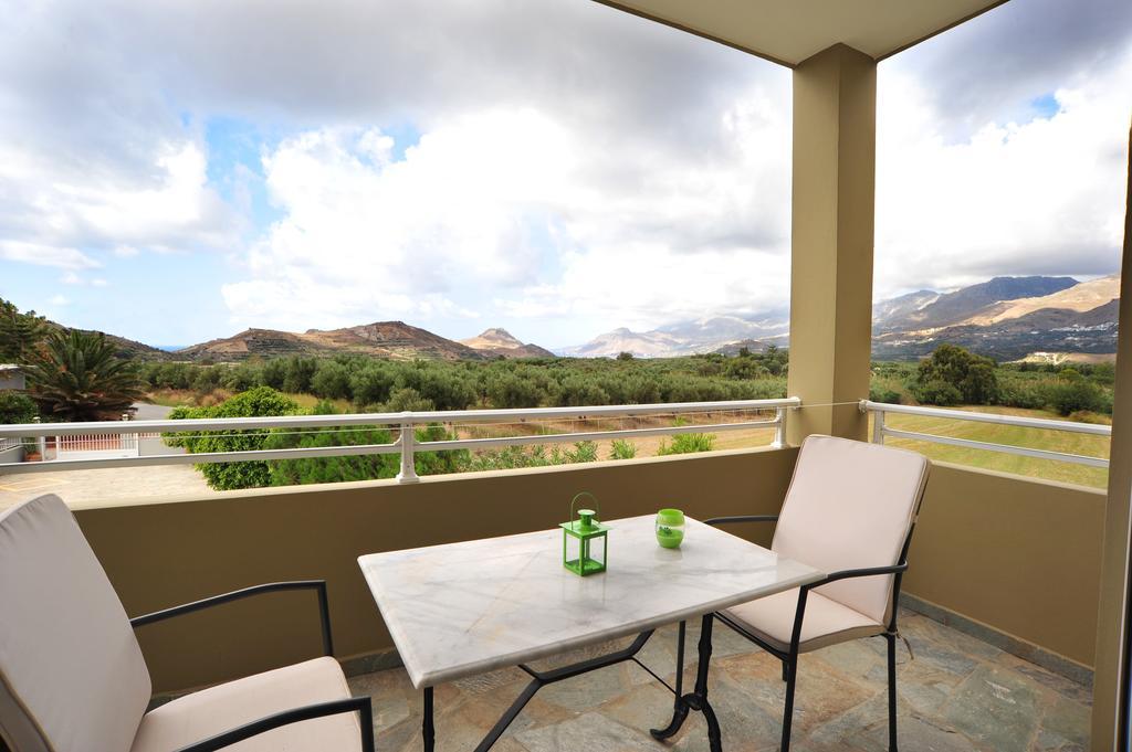 Apartment To Livadi
