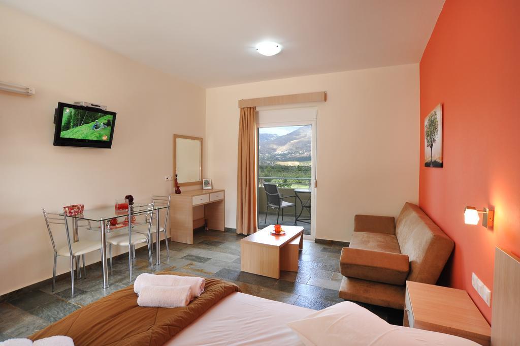 Apartment To Livadi Lefkogeia
