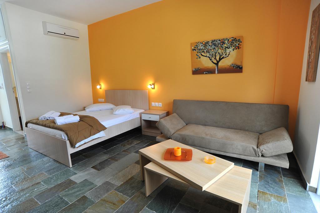 Apartment To Livadi *