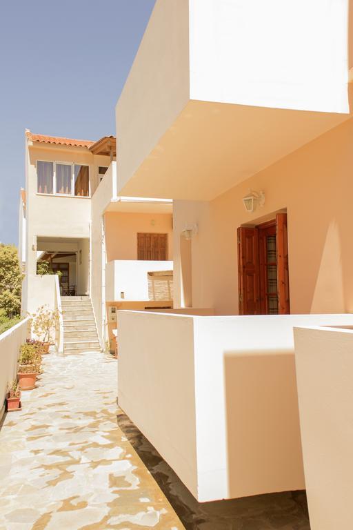 Aparthotel Tarsanas Beach 2*