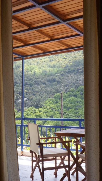 Guest house To Valsamo