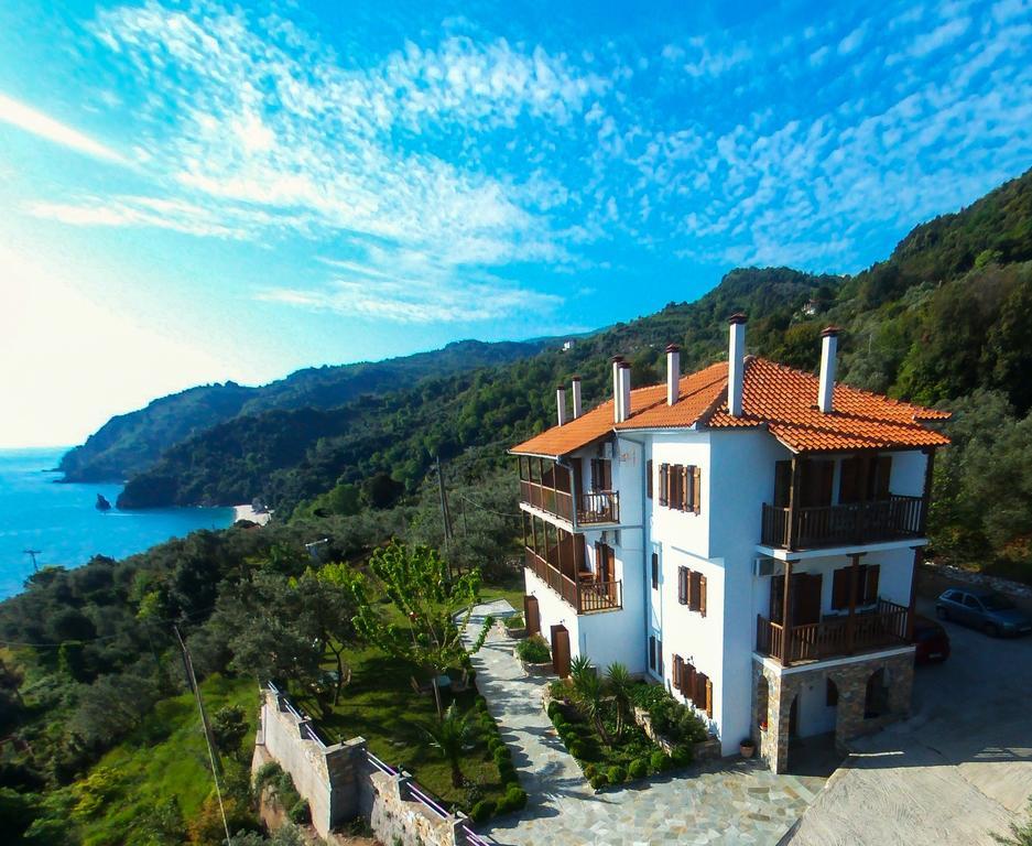 Guesthouse Enastron Chorefton