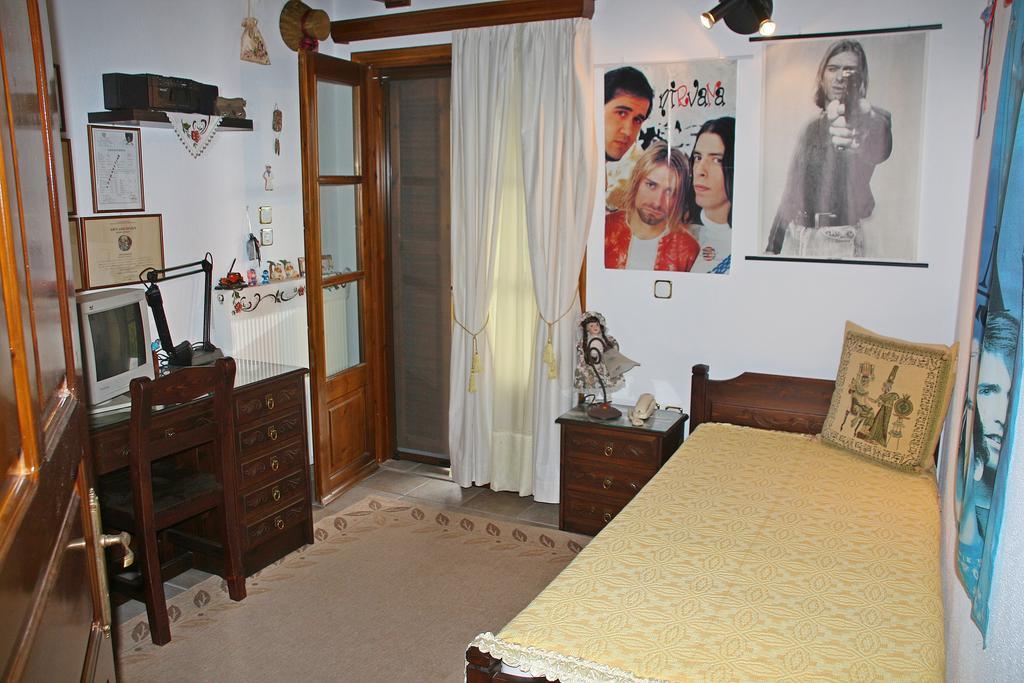 Holiday home Katoikia Me Ta Pitharia *