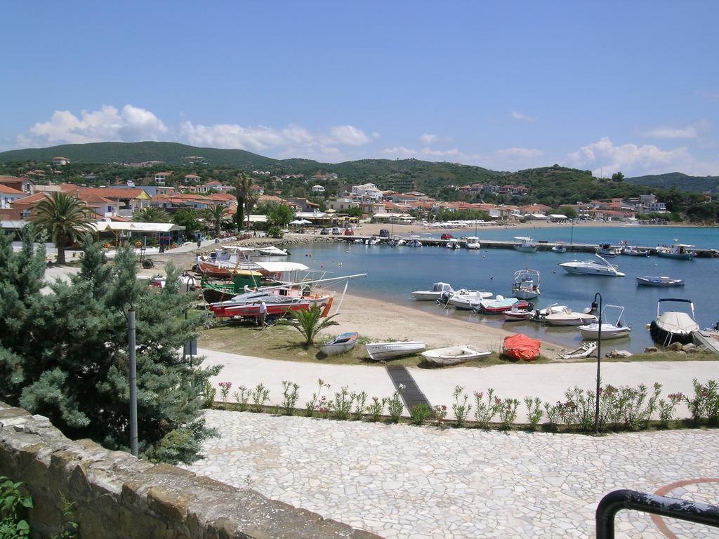 Schiza Houses