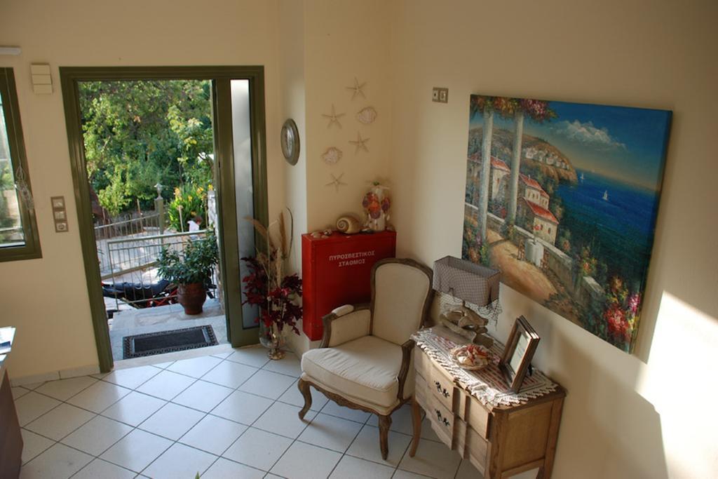 Aparthotel Nontas