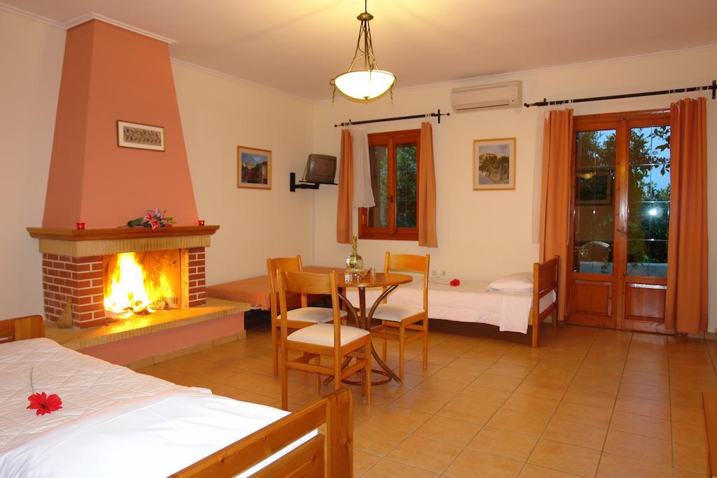 Guest house Chrisso 3*
