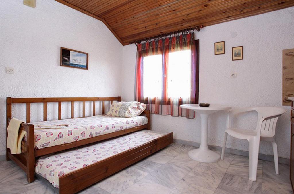 Apartment Kehagias Nea Vrasna
