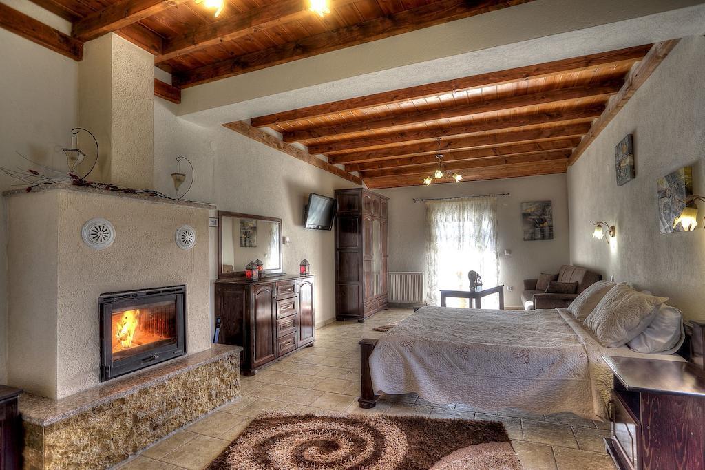 Guest house Toula Angistron