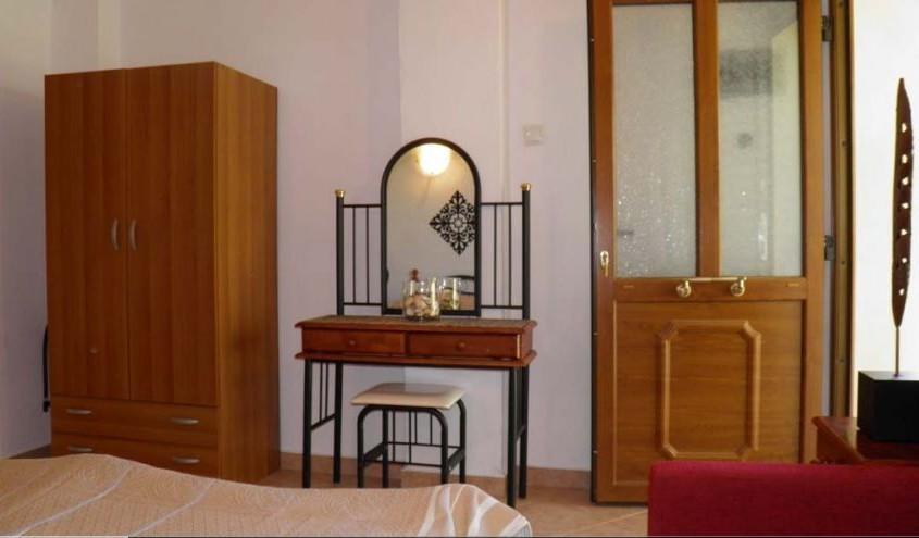 Apartment Elianthos