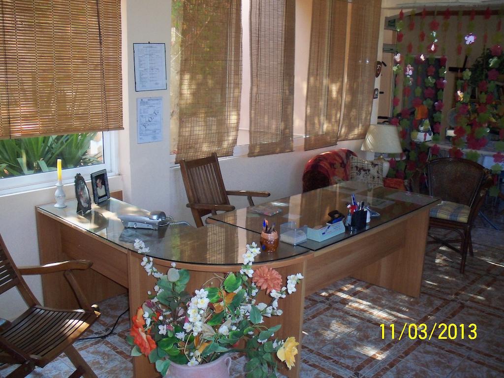 Apartment Nikolas Kato Daratso