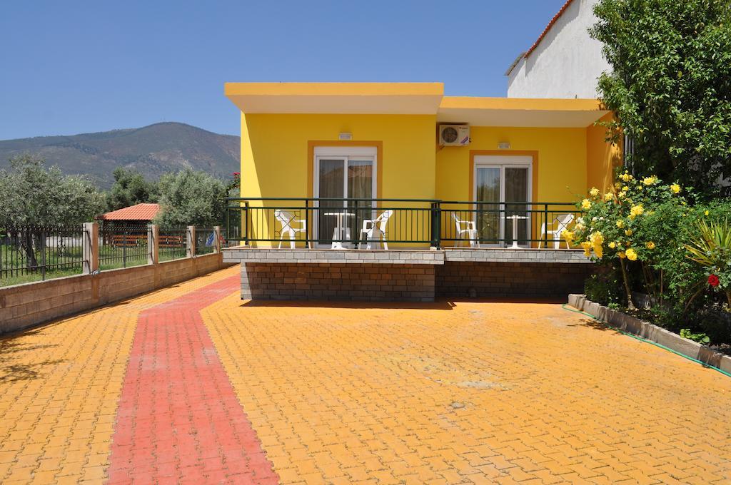 Apartment Metaxas *