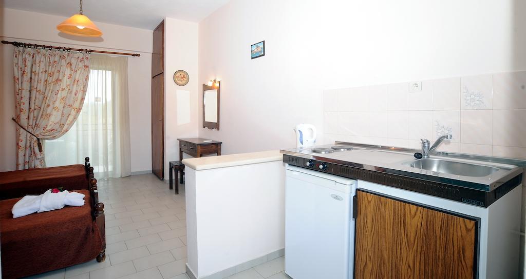 Apartment Corfu Dassia Studios