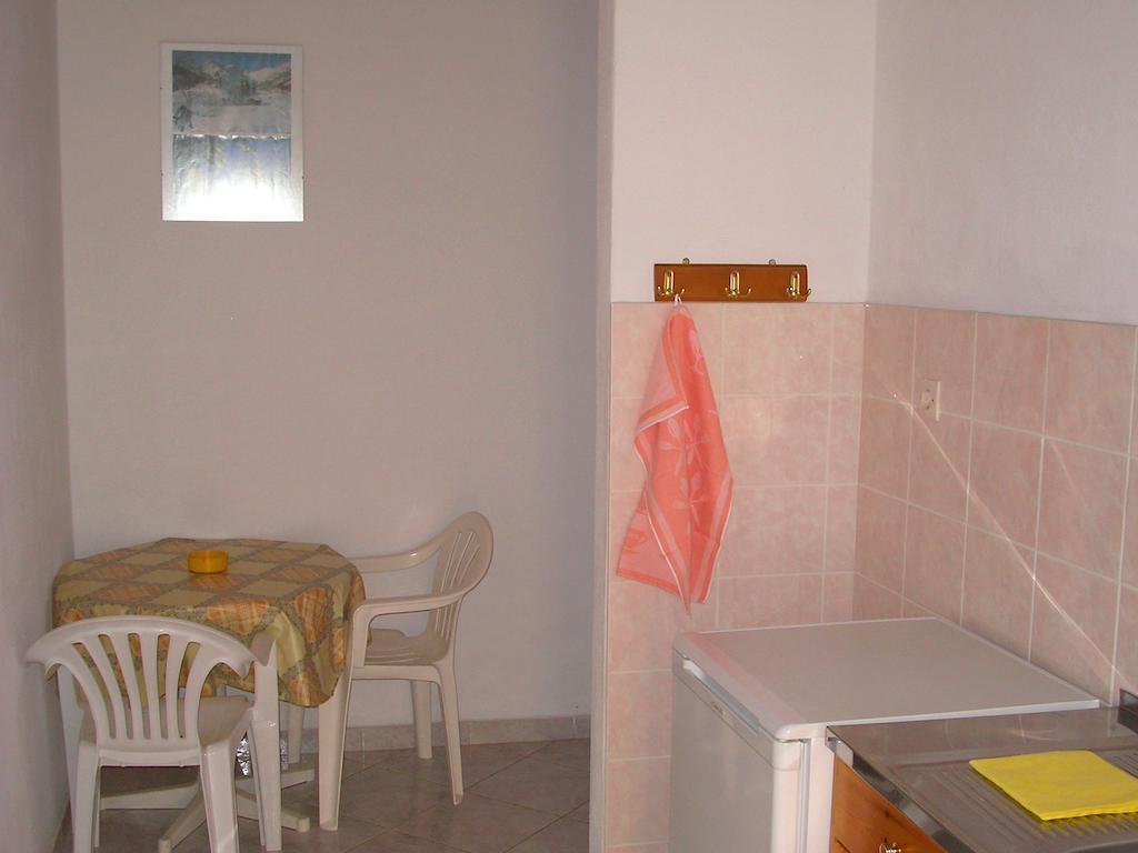 Apartment Ziogas Paralia Skotinis