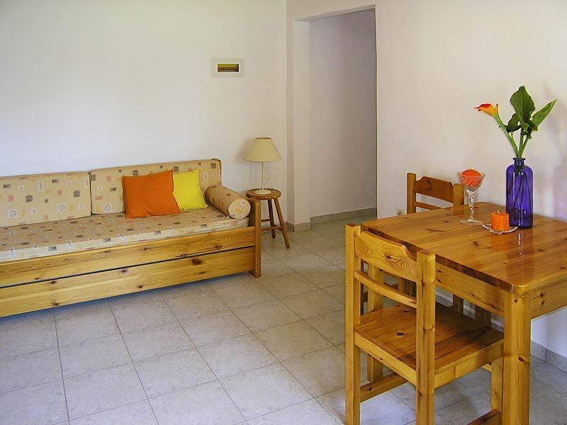Apartment Anna Romanos (Messenia)
