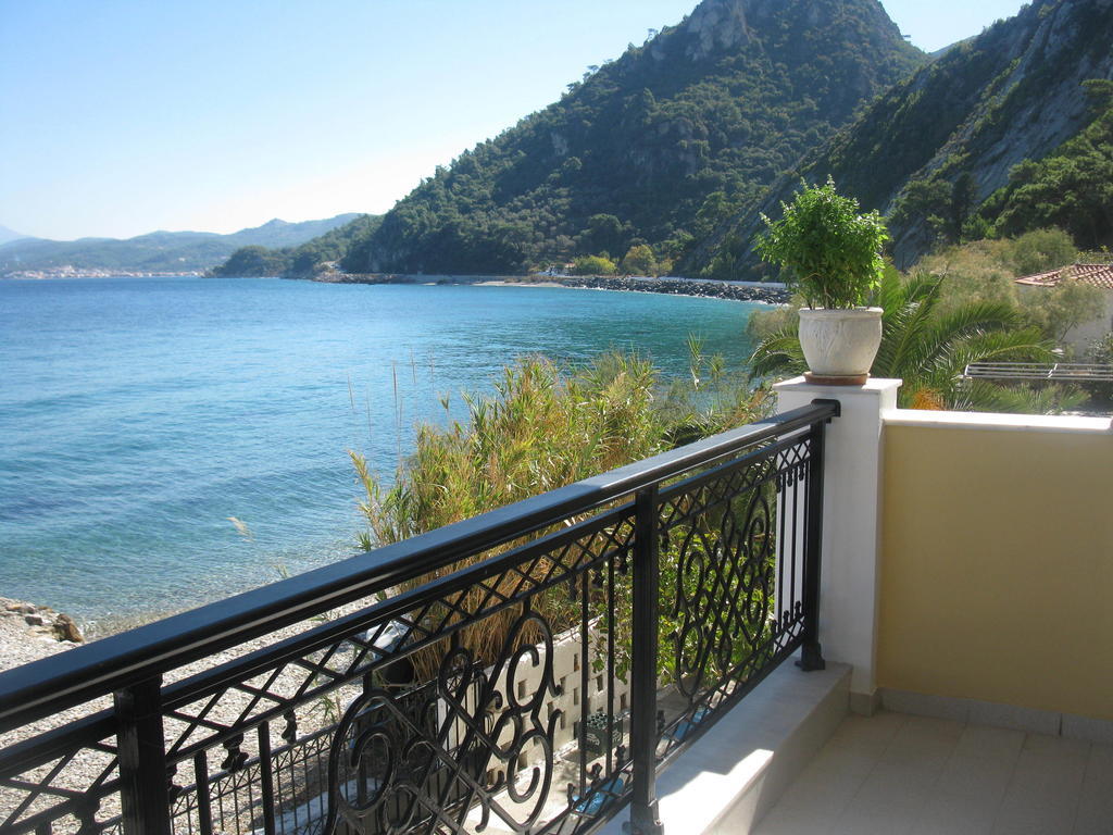 Avlakia Beach & Kokkari