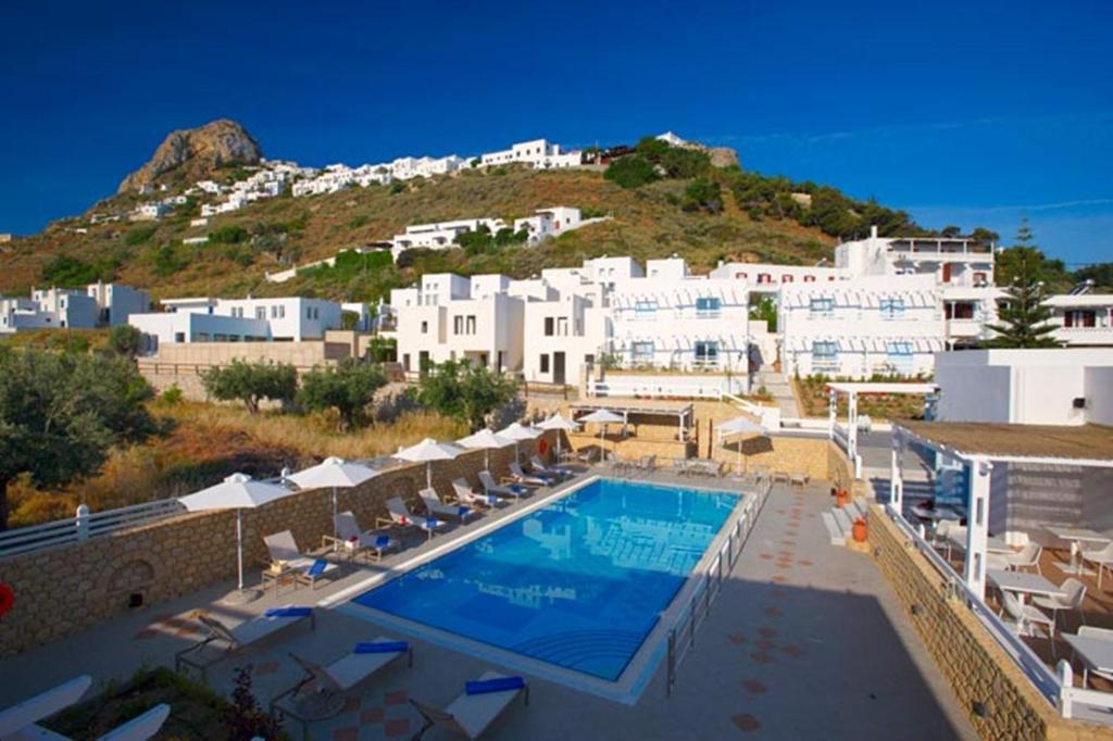 Perigiali Hotel 3*