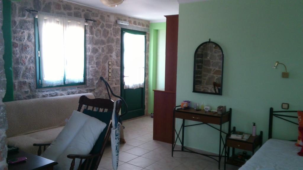 Apartment To Asteri Avgonima
