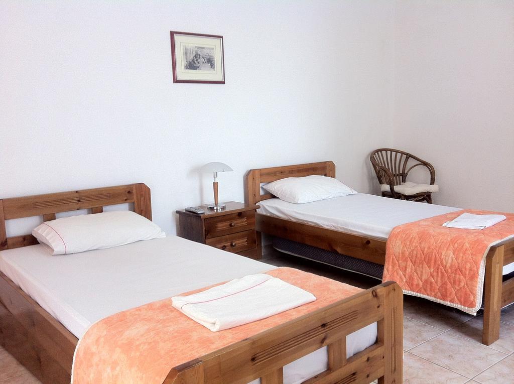 Aparthotel Agalos 3*