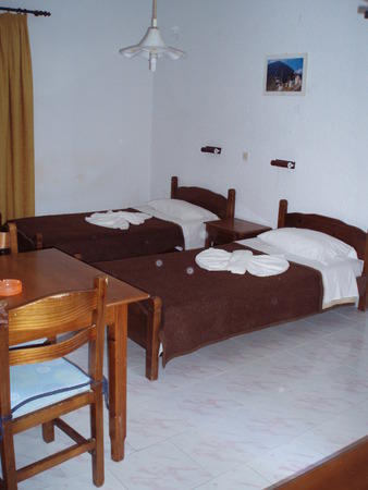 Mertonas Karpathos Town (Pigadia)