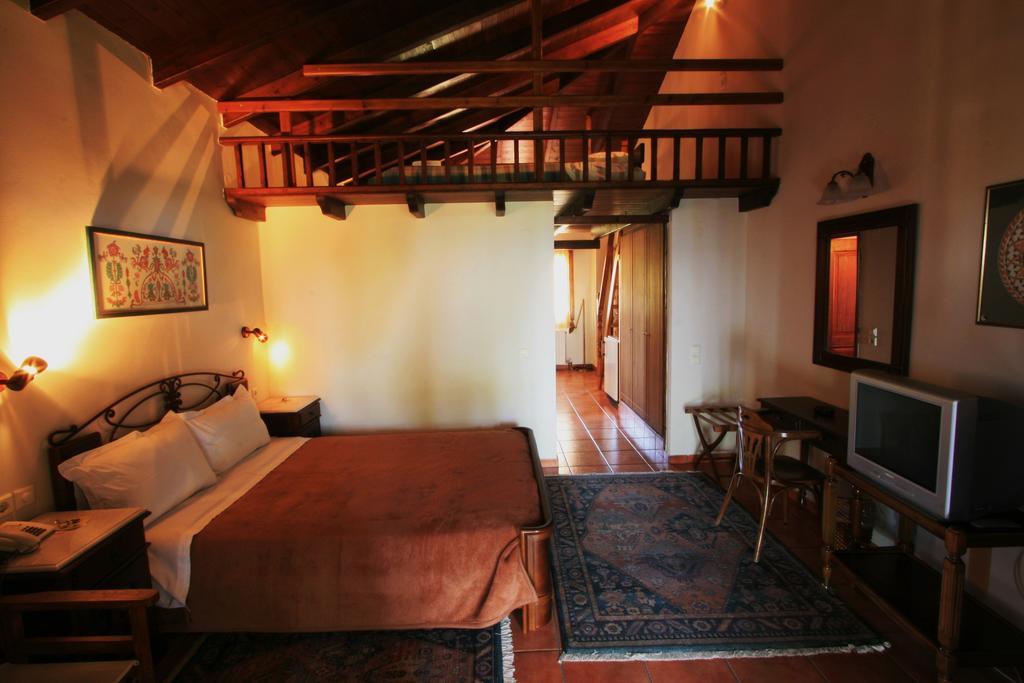 Guest house Vateri Limni (Evia)